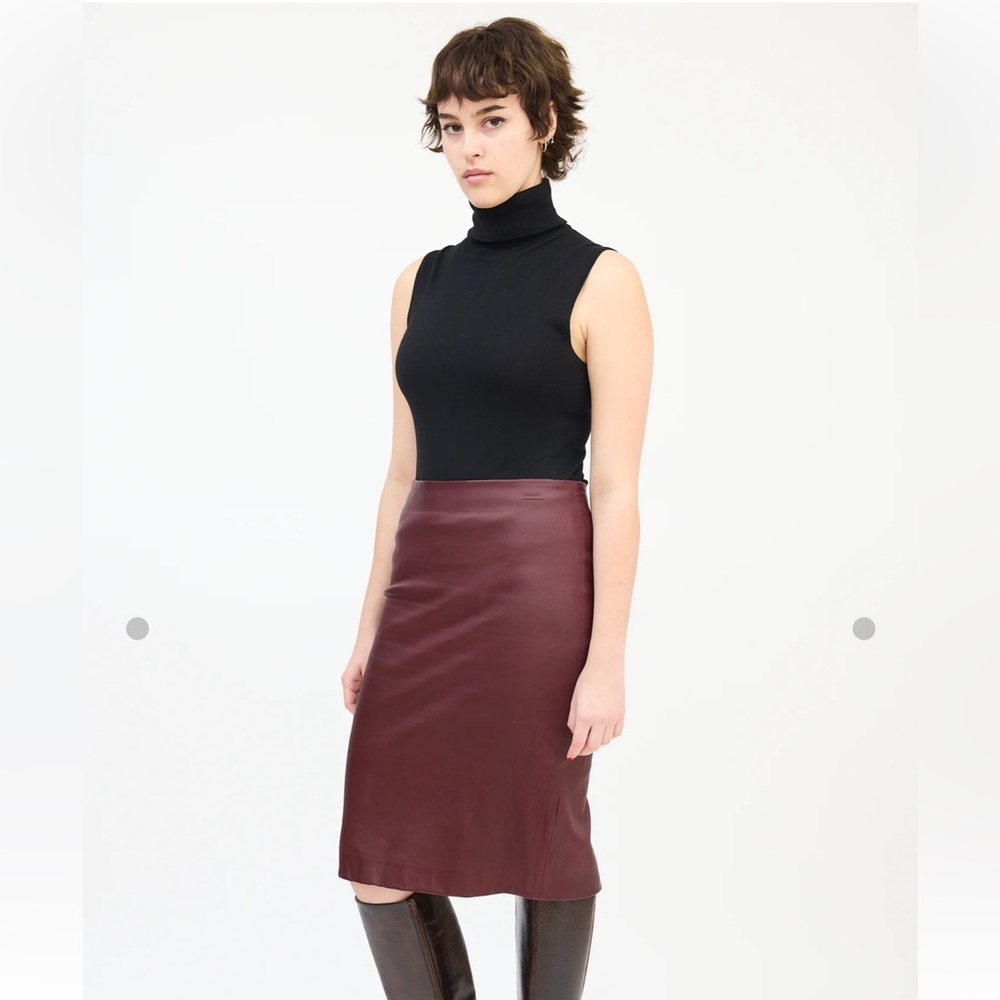 Theory Burgundy Leather Pencil Skirt